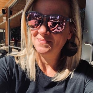 Meet your Posher, Becky